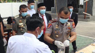 Kapolres Bantaeng Tegaskan Komitmen Penegakan Hukum Saat Pemusnahan Barang Bukti 44 Perkara Pidana di Kejari Bantaeng