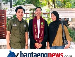 Kerja Keras, Jurnalis Publikasionline.id Ikbal Nur Raih Gelar Magister S2