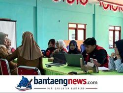 Mahasiswa KKN Unhas Optimalkan Media Informasi Desa Kayu Loe melalui Pengembangan Media Sosial
